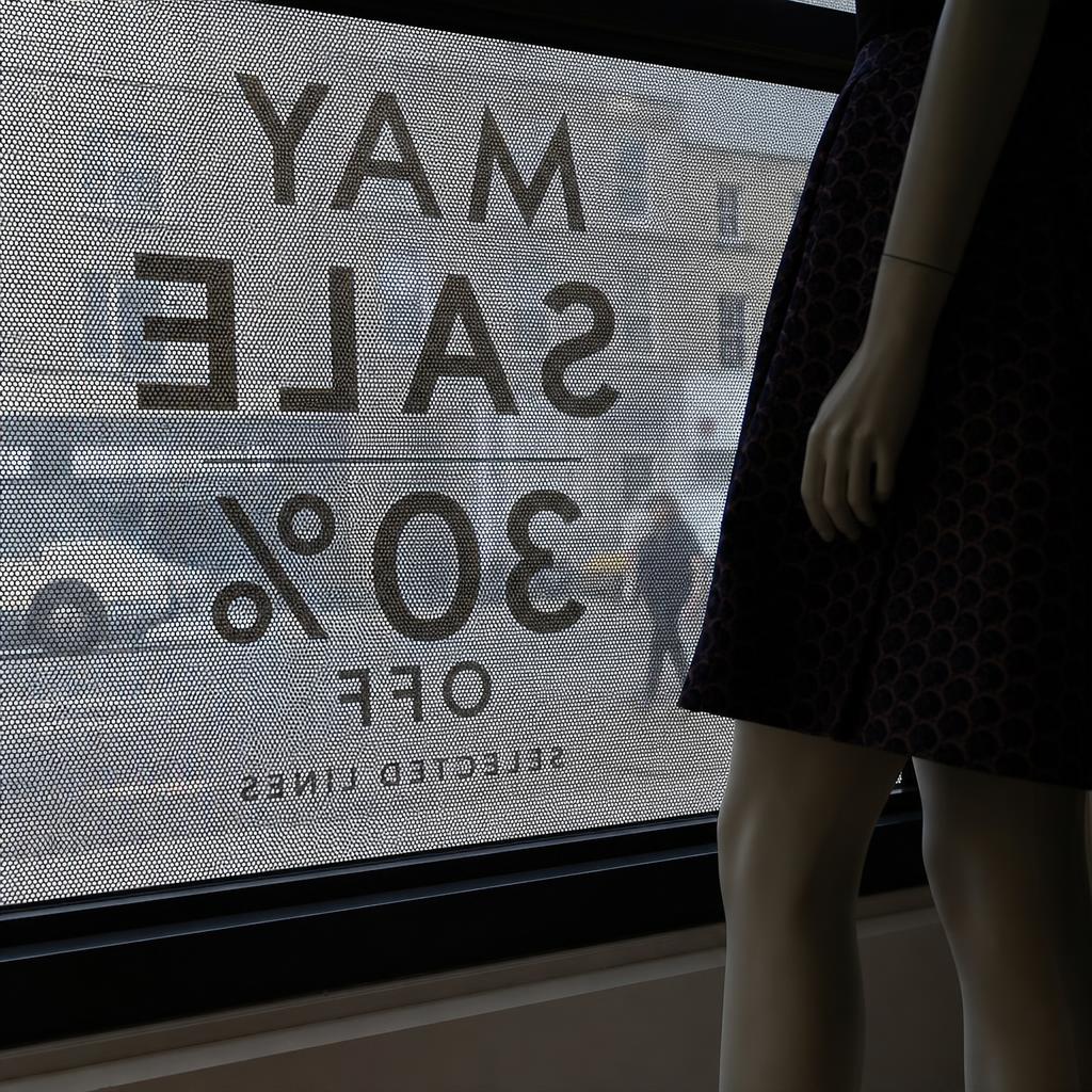 Window Graphics for Retail: Ideas & Materials — digital signage in action