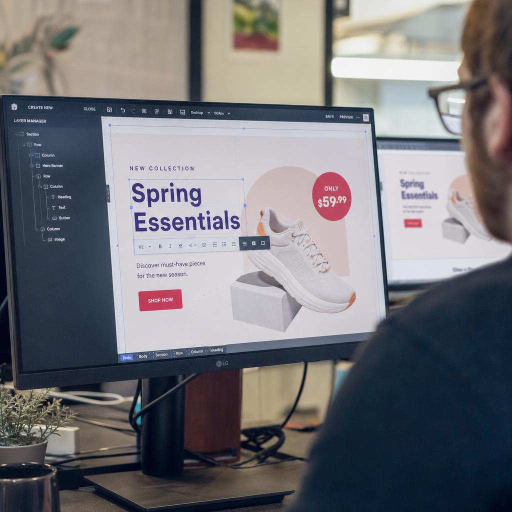 Content manager orchestrating a campaign across a network of digital displays
